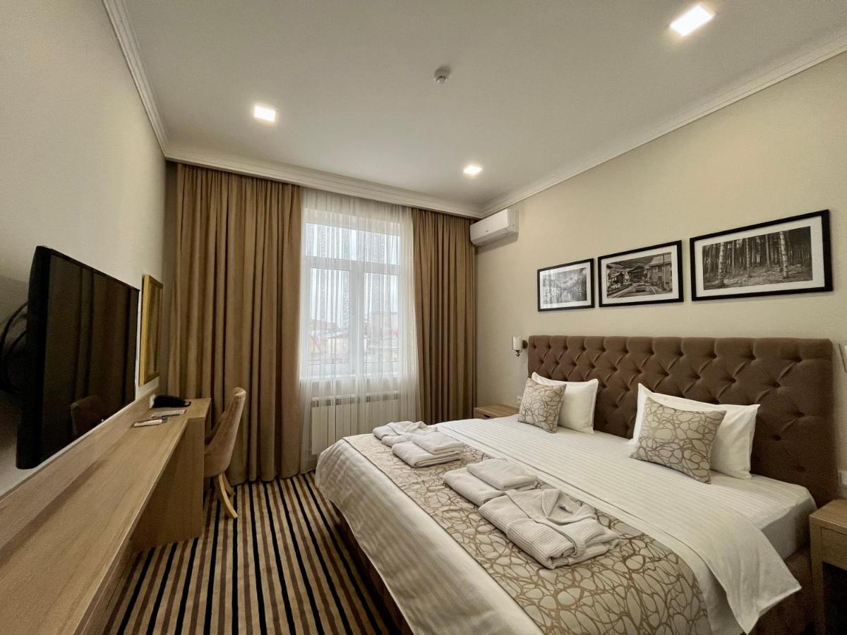 Bristol Hotel Tashkent Exterior photo